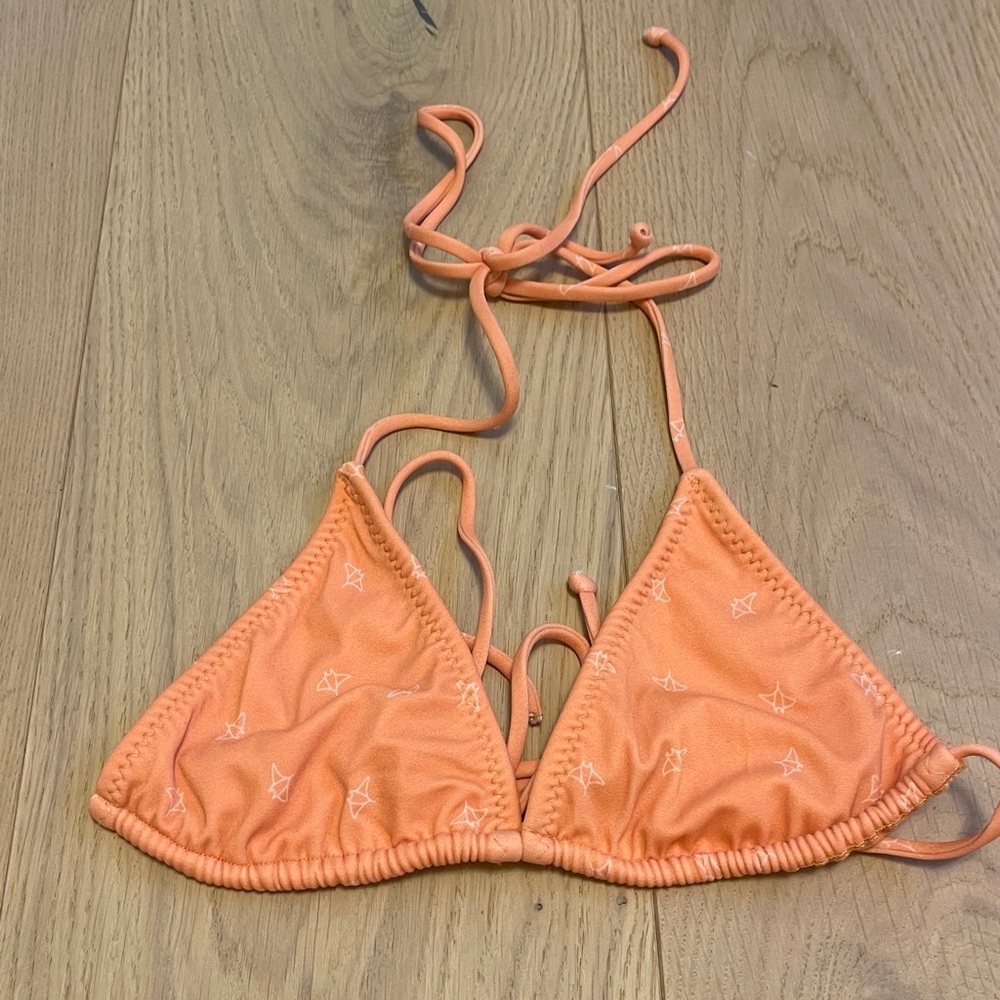 Lahana X Gabi Sullivan manta ray swimsuit top - Small